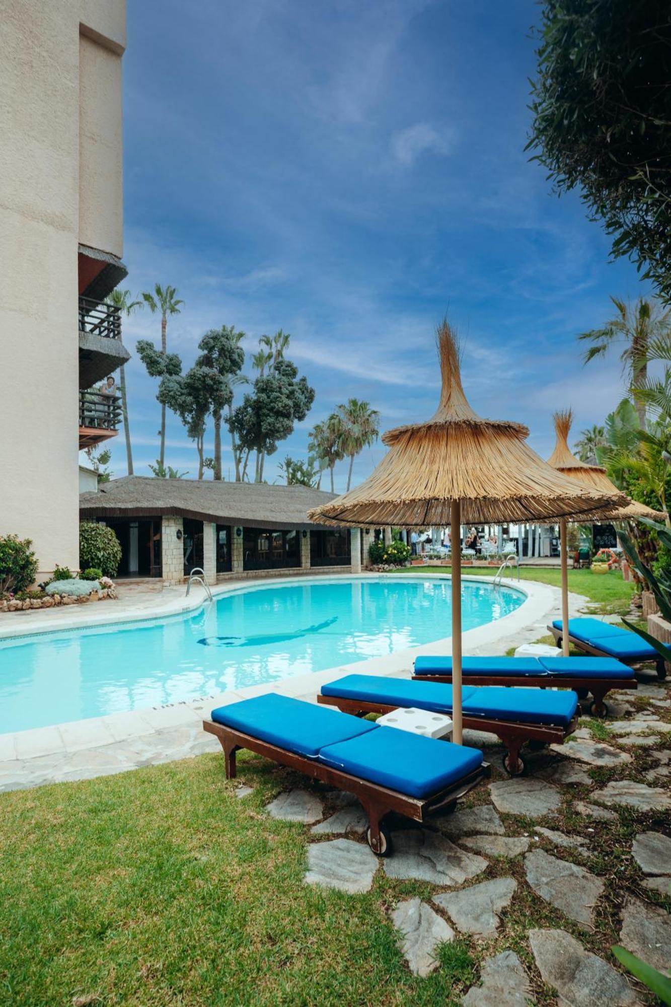 Hotel Ms Tropicana توريمولينوس المظهر الخارجي الصورة